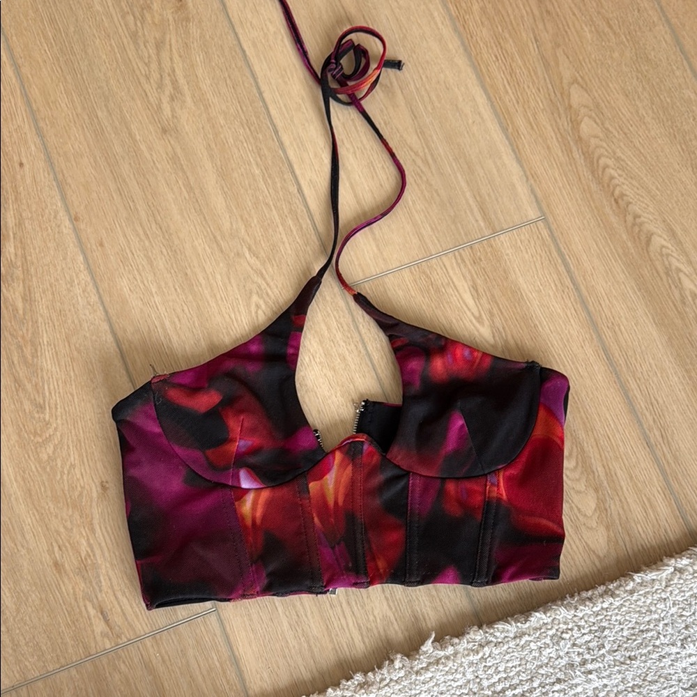 White Fox Boutique Red and Black Crop Top